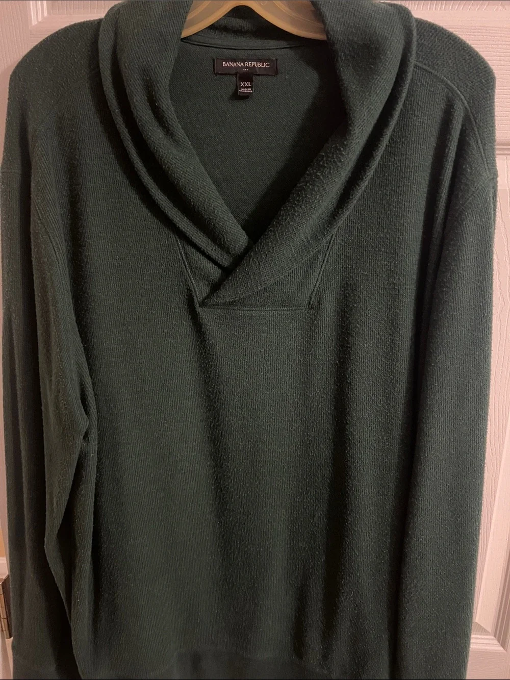Banana Republic Men's XXL Green V-Neck Sweater